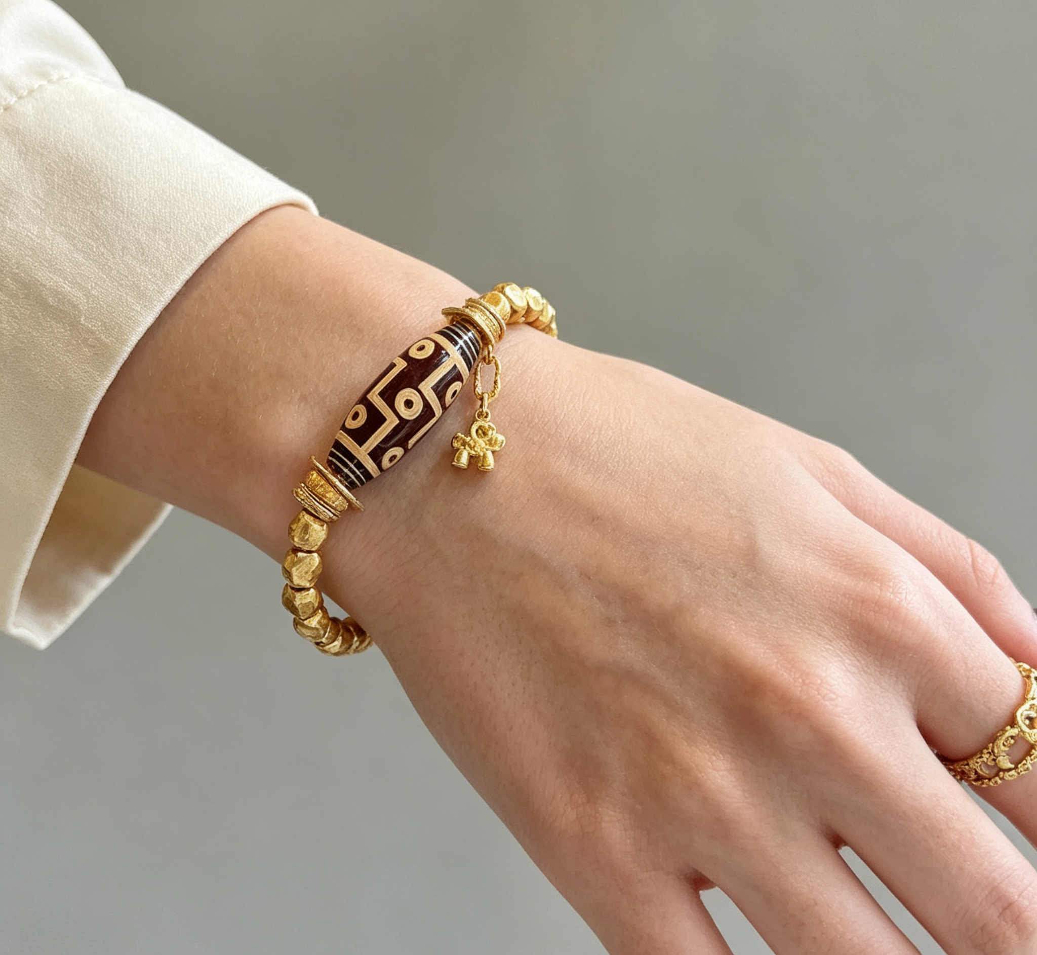 One-Eye Dzi Bead Bracelet · Tibetan Buddhist Sacred Stone · Vintage Ethnic Luxury Bracelet - One-Eye Dzi Bead Bracelet · Tibetan Buddhist Sacred Stone · Vintage Ethnic Luxury Bracelet - Image 5