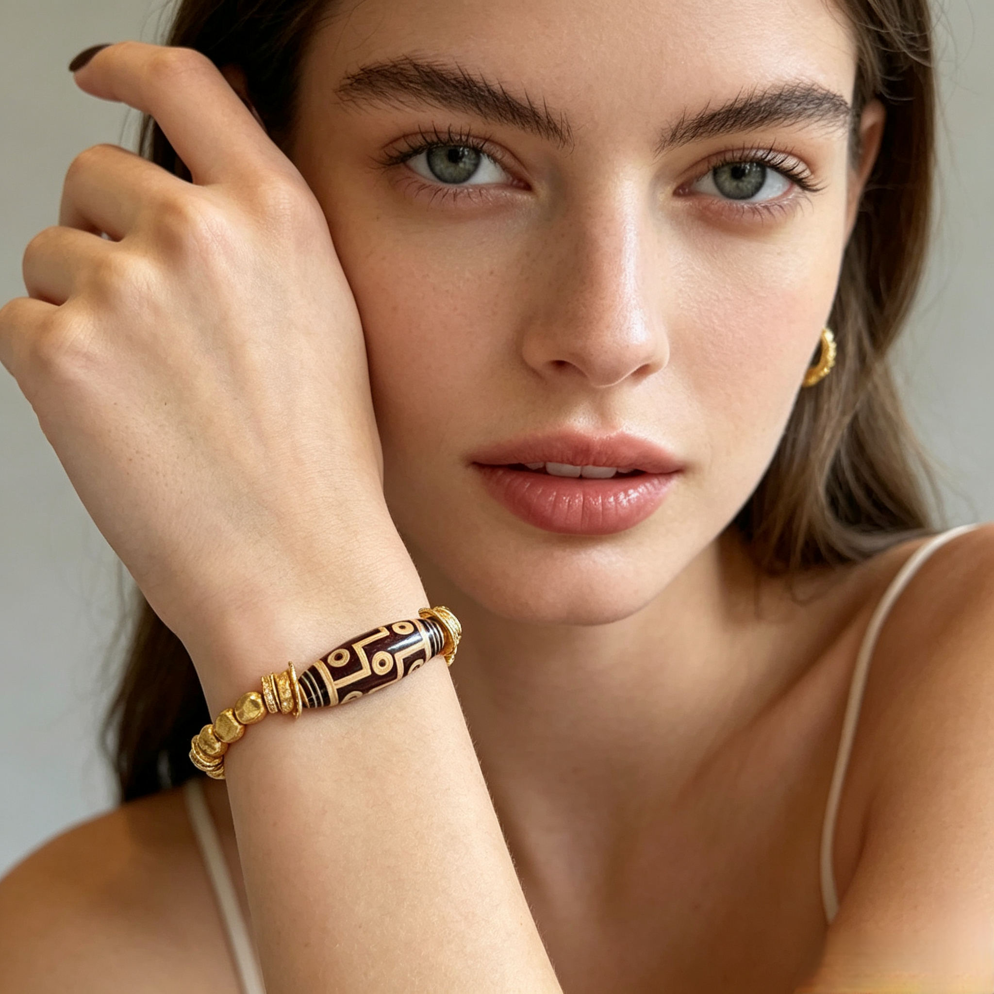 One-Eye Dzi Bead Bracelet · Tibetan Buddhist Sacred Stone · Vintage Ethnic Luxury Bracelet - One-Eye Dzi Bead Bracelet · Tibetan Buddhist Sacred Stone · Vintage Ethnic Luxury Bracelet - Image 3